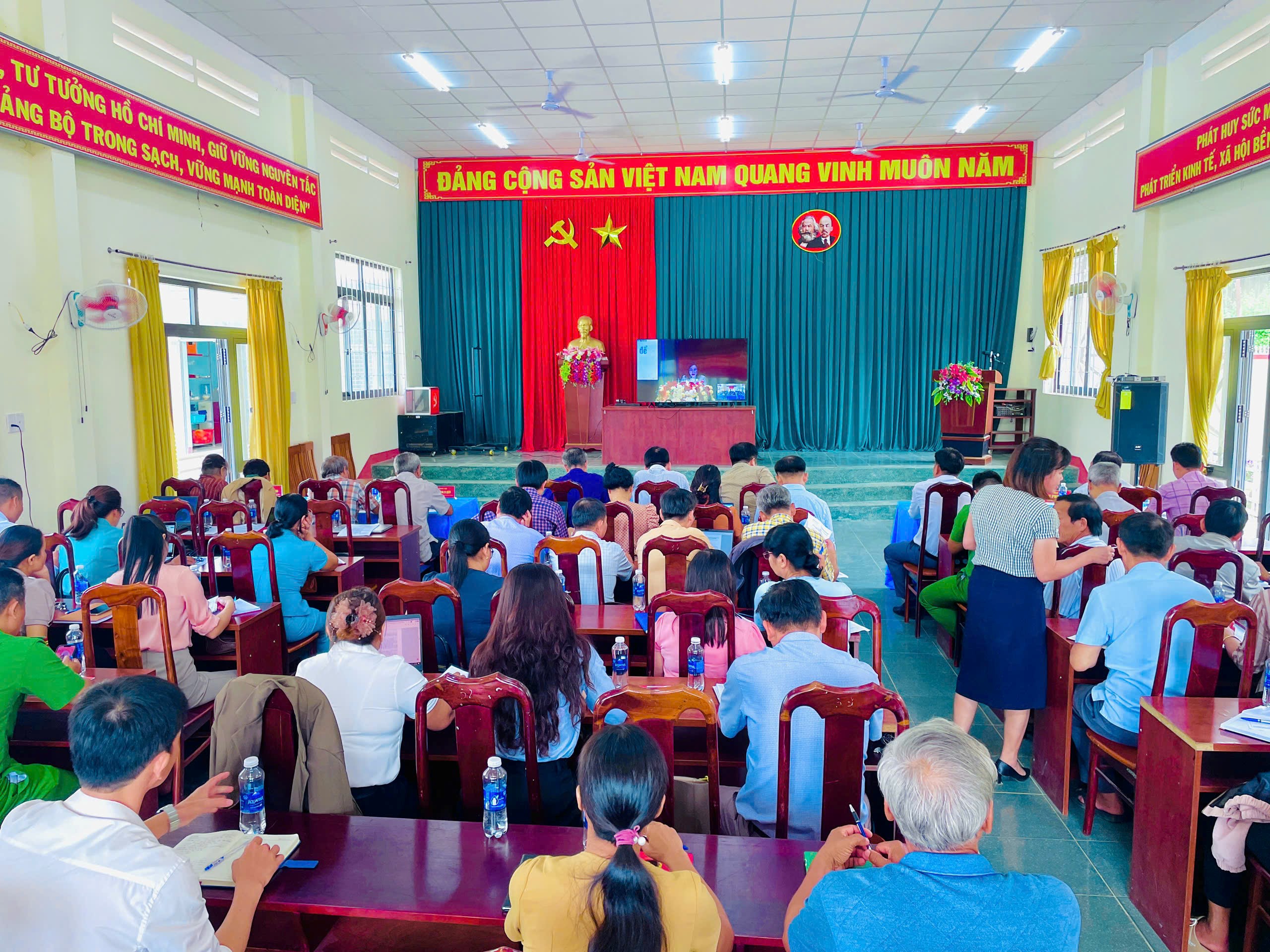 Hoi nghi hoc tap NQ 31102025.2